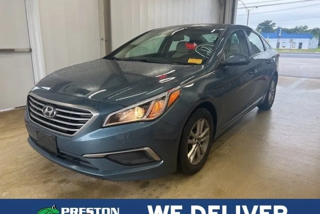 2017 Hyundai Sonata SE photo 1