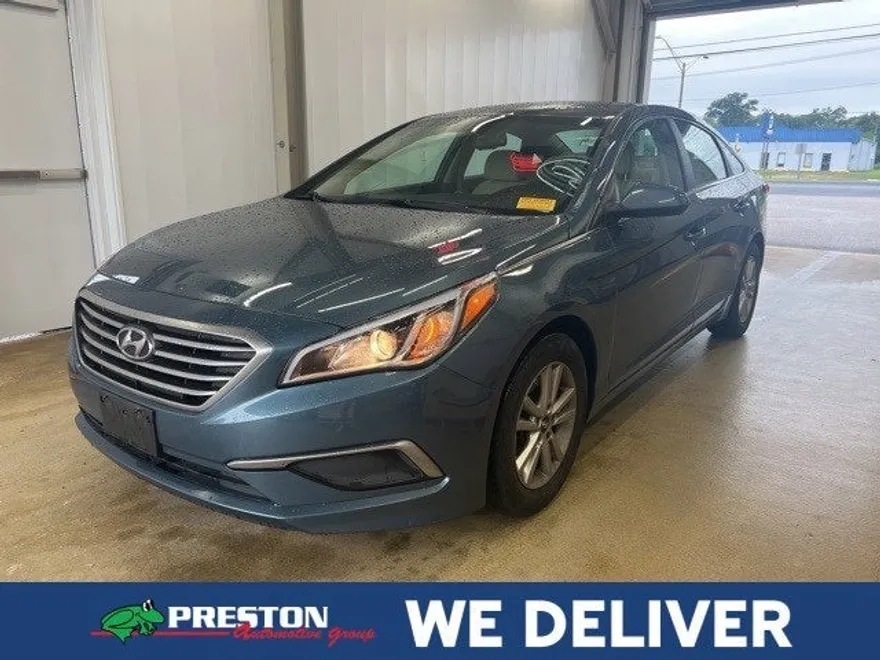 2017 Hyundai Sonata SE photo 1