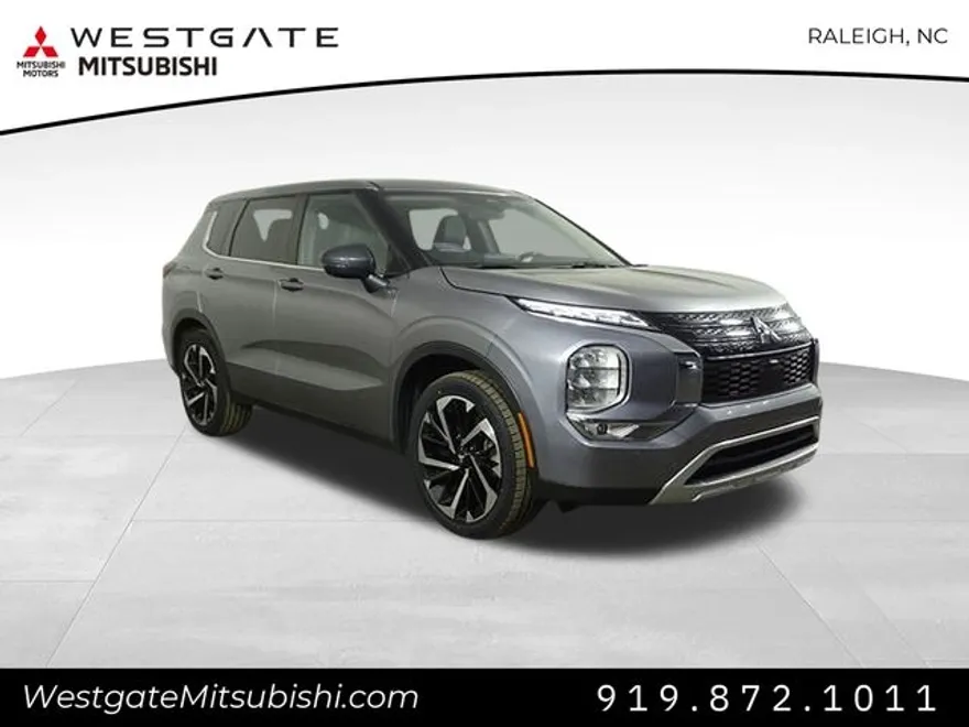 2022 Mitsubishi Outlander SE photo 1