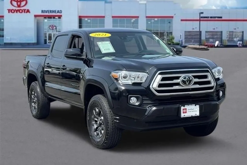2021 Toyota Tacoma SR5 Double Cab V6 photo 1