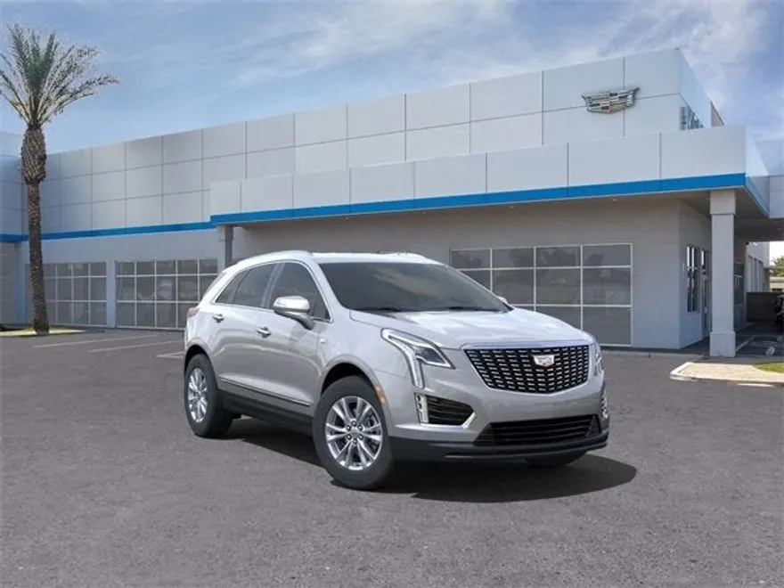 2025 Cadillac XT5 Luxury photo 1