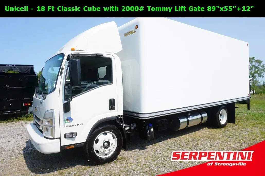 2024 Chevrolet Silverado 4500HD photo 1