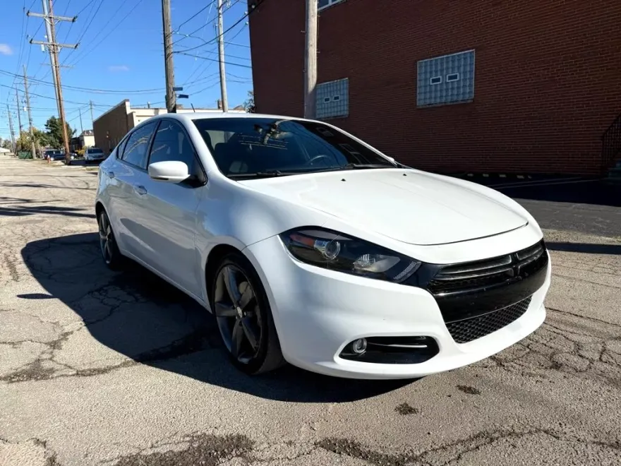 2015 Dodge Dart GT photo 1