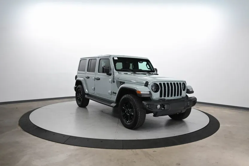 2023 Jeep Wrangler Altitude photo 1