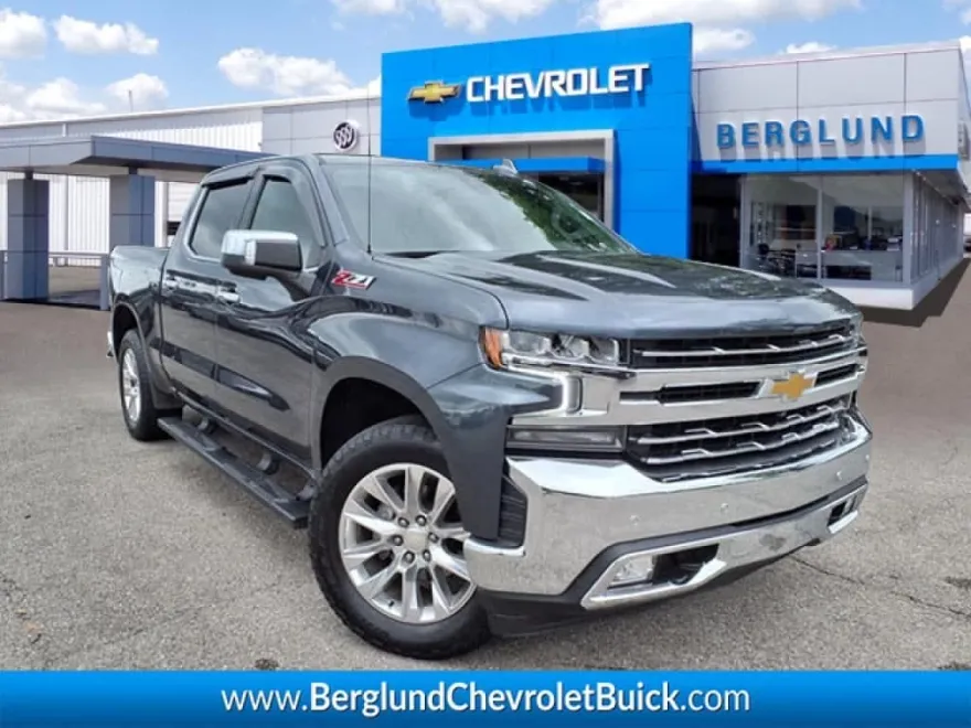2022 Chevrolet Silverado 1500 LTZ photo 1