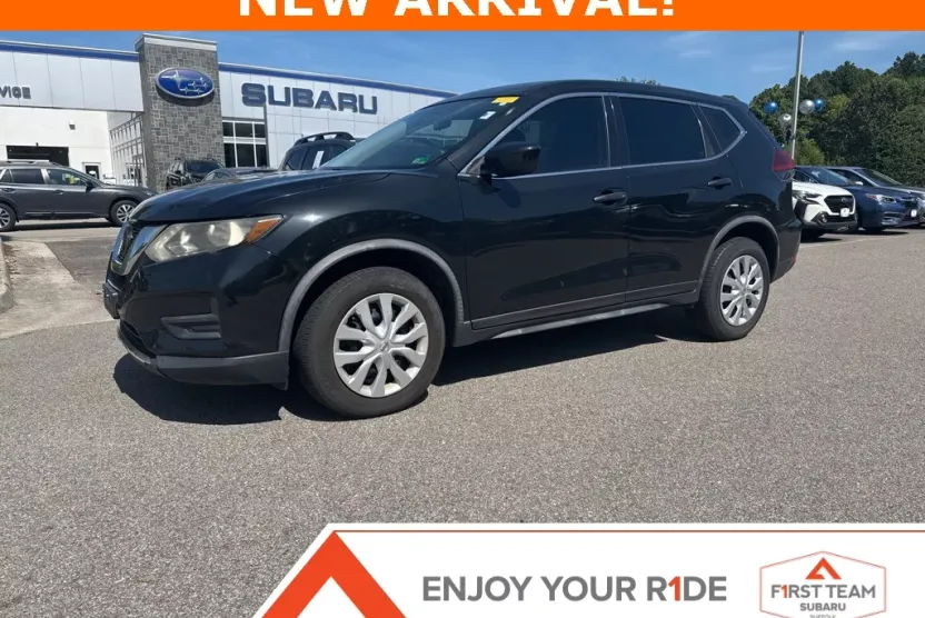2018 Nissan Rogue S photo 1