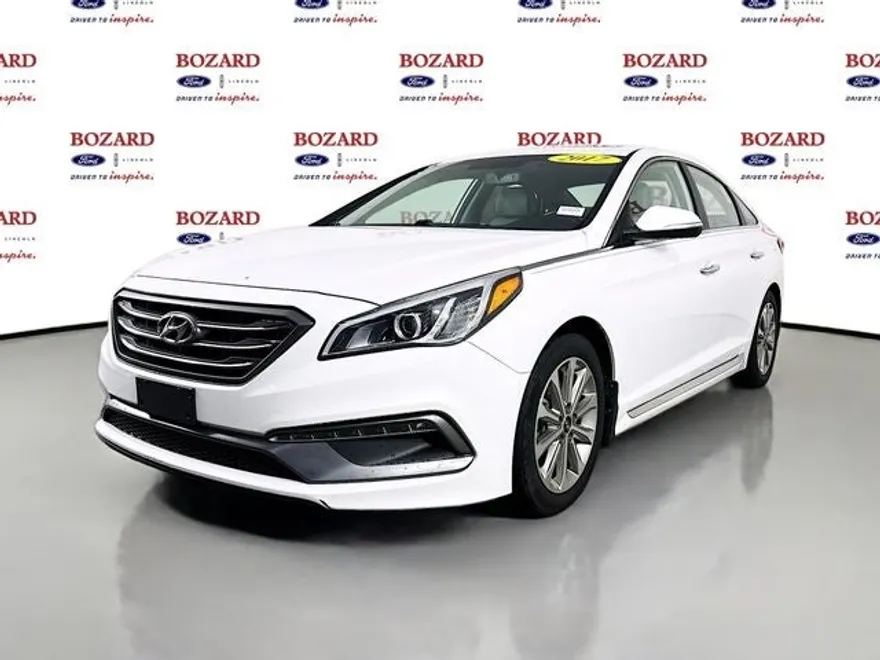 2017 Hyundai Sonata Limited photo 1