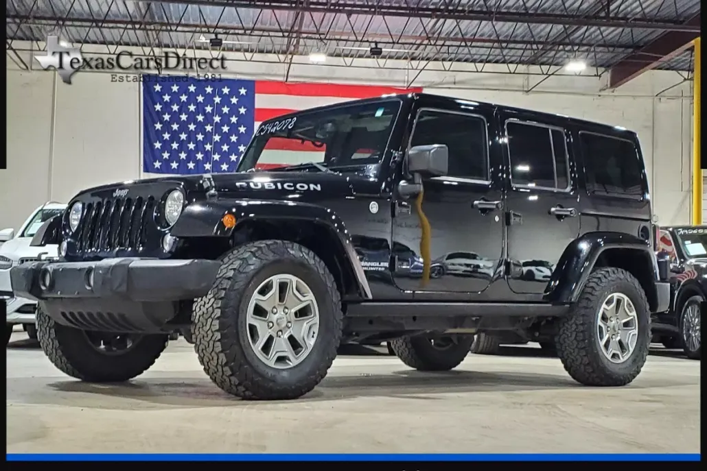 2015 Jeep Wrangler Unlimited Rubicon photo 1