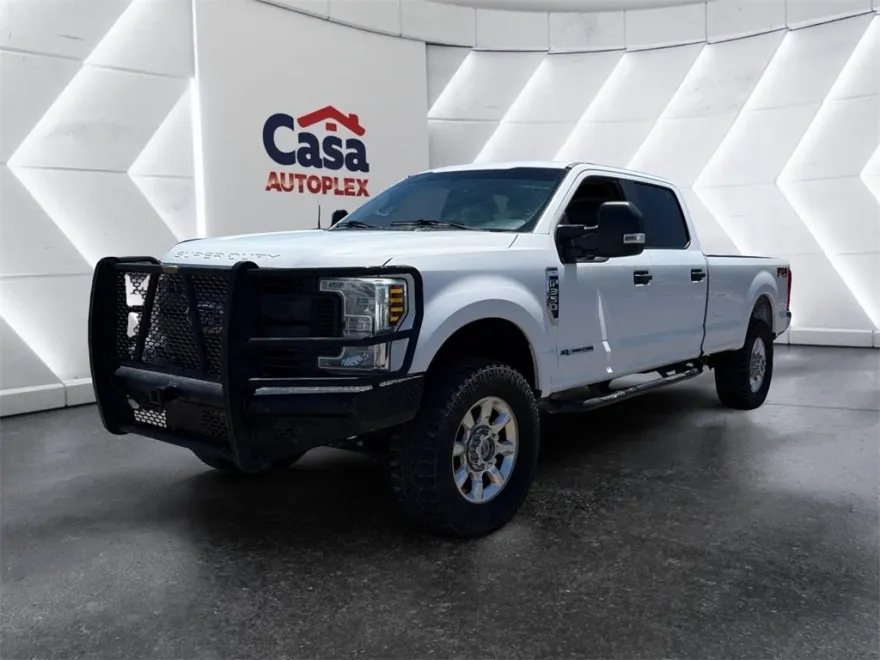 2019 Ford F-350 photo 1