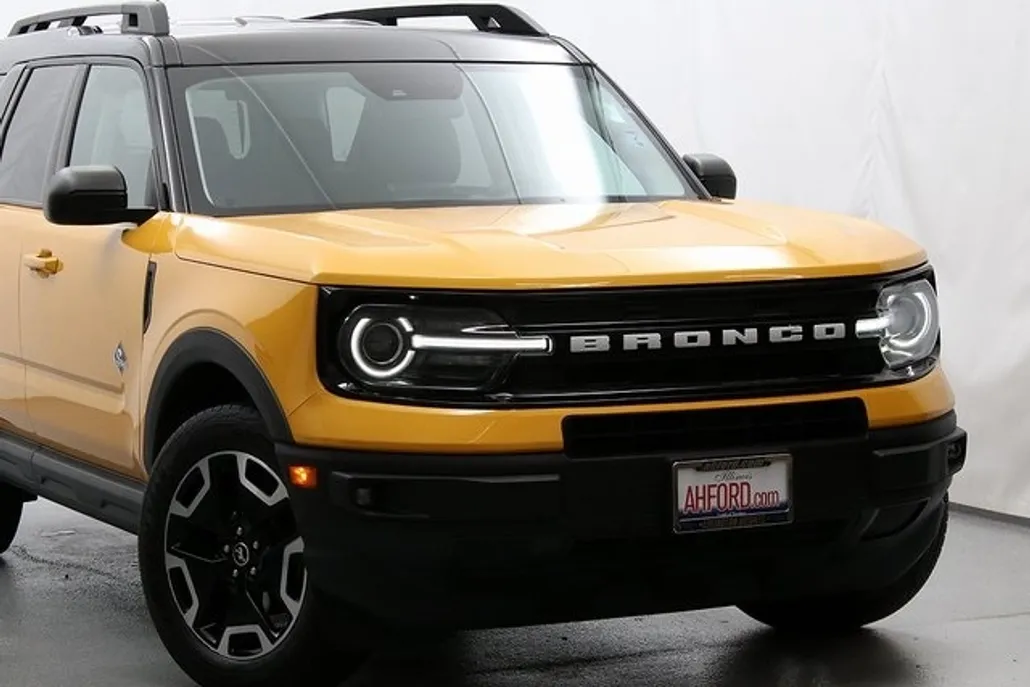 2022 Ford Bronco Sport Outer Banks photo 1
