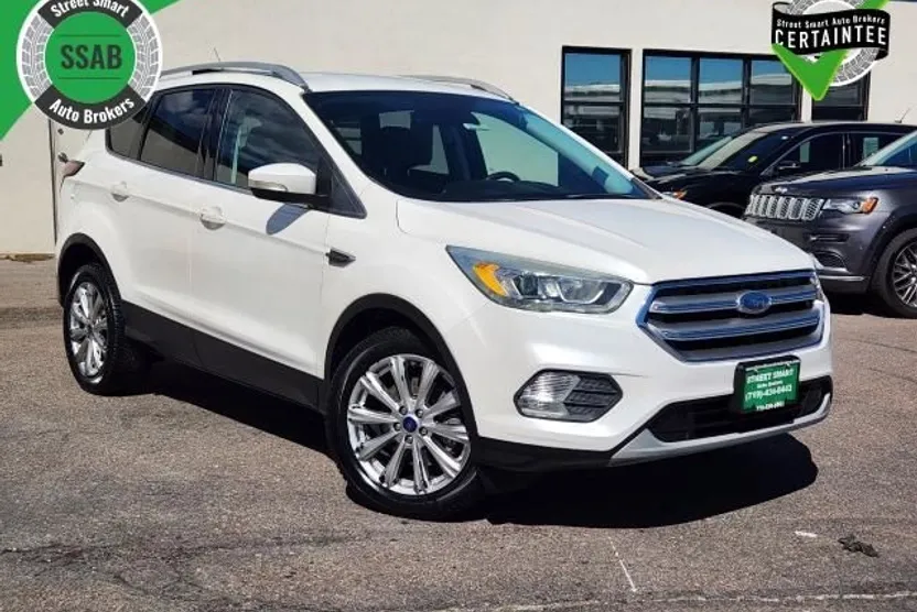 2017 Ford Escape Titanium photo 1