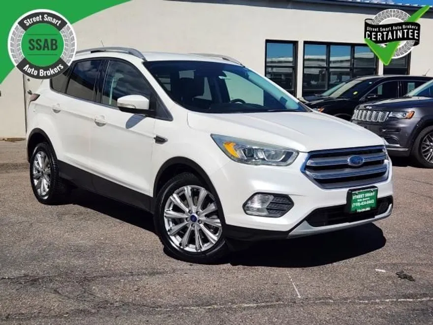 2017 Ford Escape Titanium photo 1