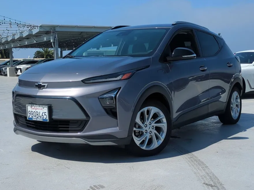 2022 Chevrolet Bolt EUV photo 1