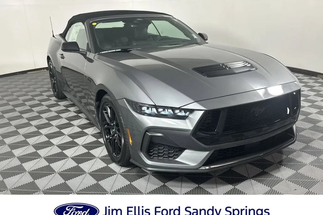 2025 Ford Mustang GT Premium Convertible photo 1