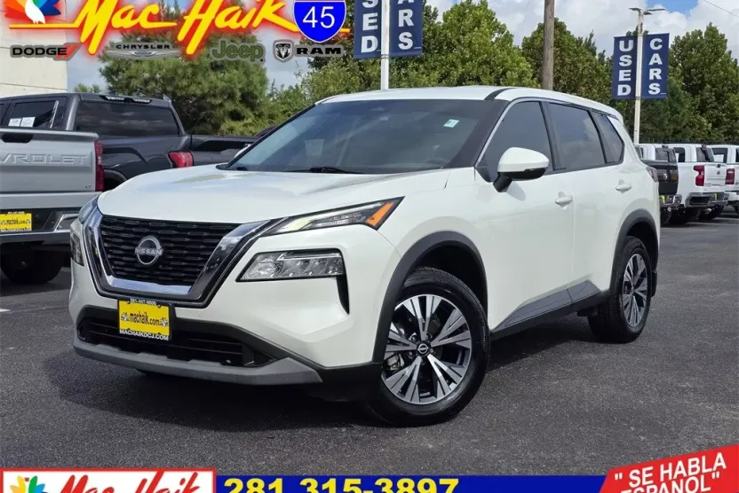 2022 Nissan Rogue SV photo 1