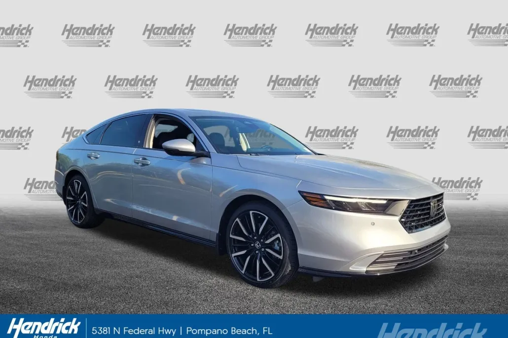 2024 Honda Accord Touring photo 1
