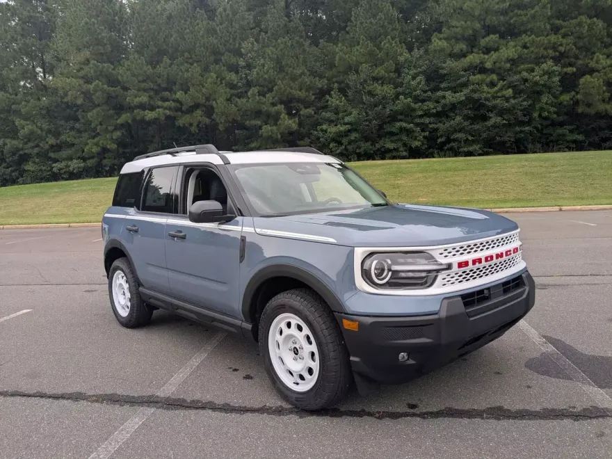 2025 Ford Bronco Sport Heritage photo 1