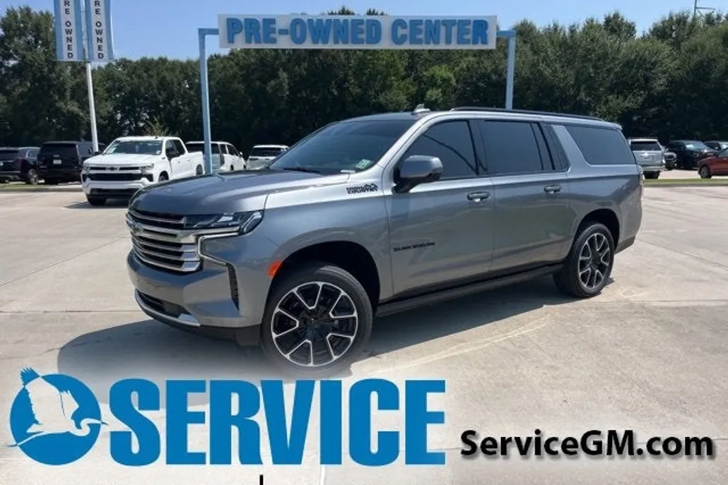2022 Chevrolet Suburban High Country photo 1