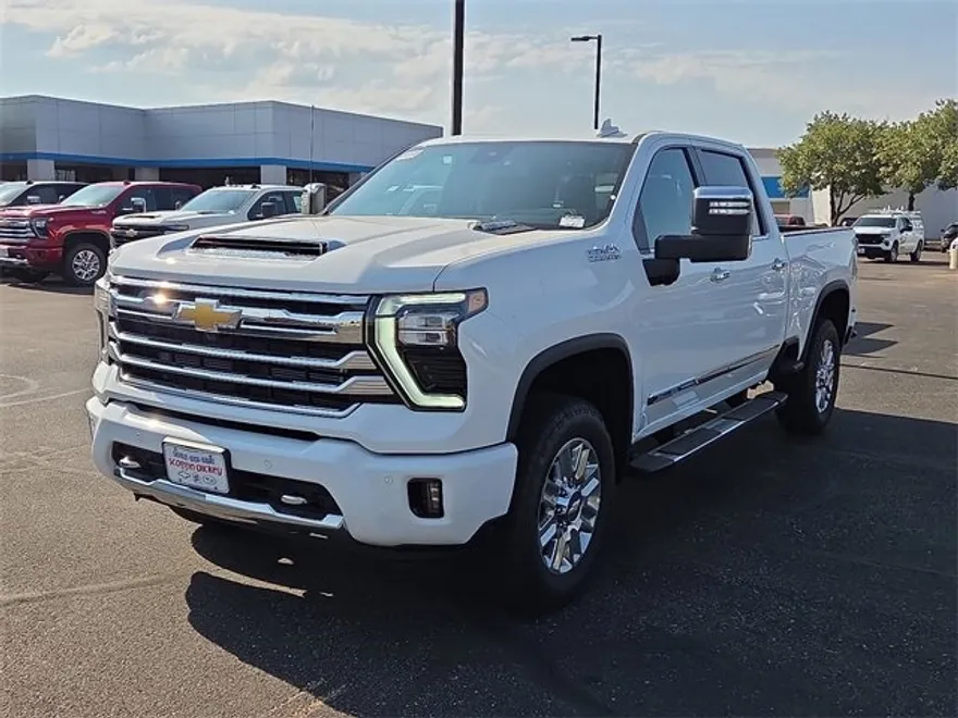 2025 Chevrolet Silverado 2500HD High Country photo 1