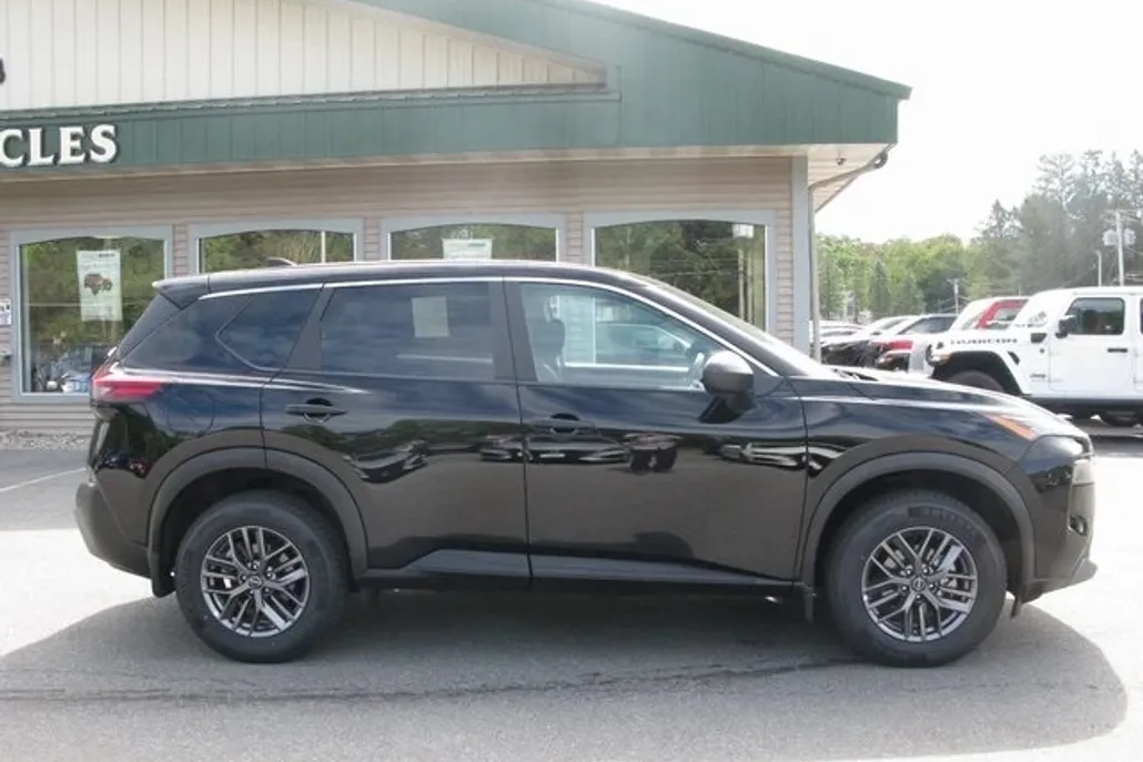 2023 Nissan Rogue S photo 1