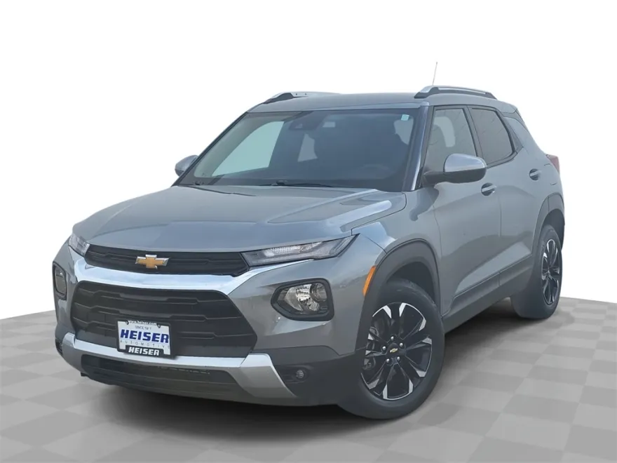 2023 Chevrolet Trailblazer LT photo 1