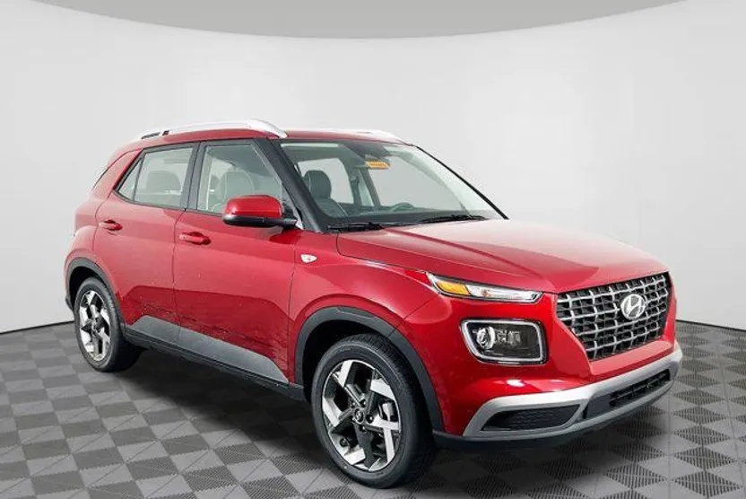 2025 Hyundai Venue Limited photo 1