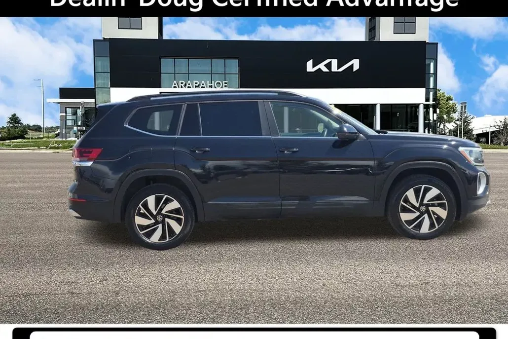 2024 Volkswagen Atlas SE Technology photo 1