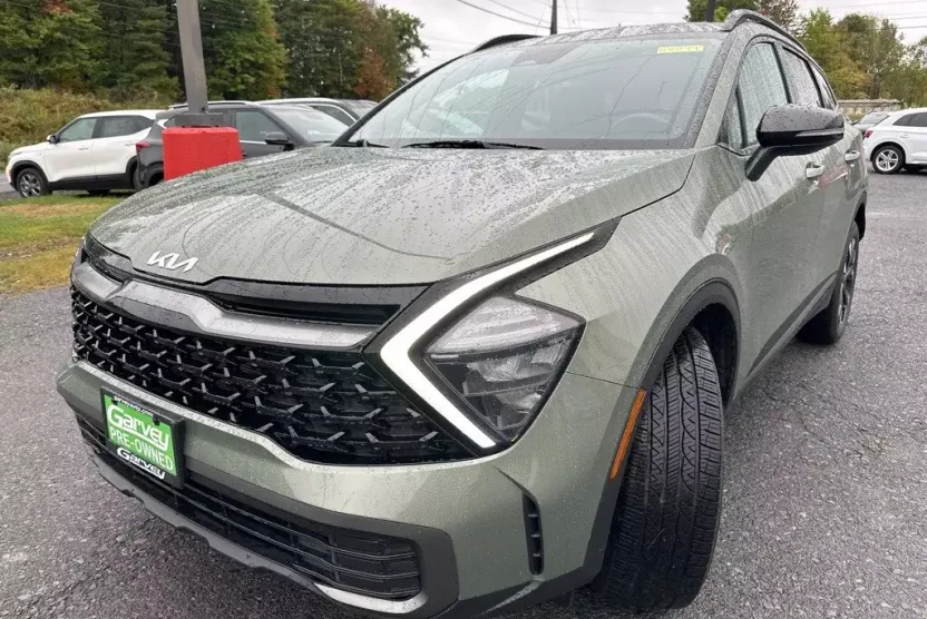 2023 Kia Sportage X-Line photo 1