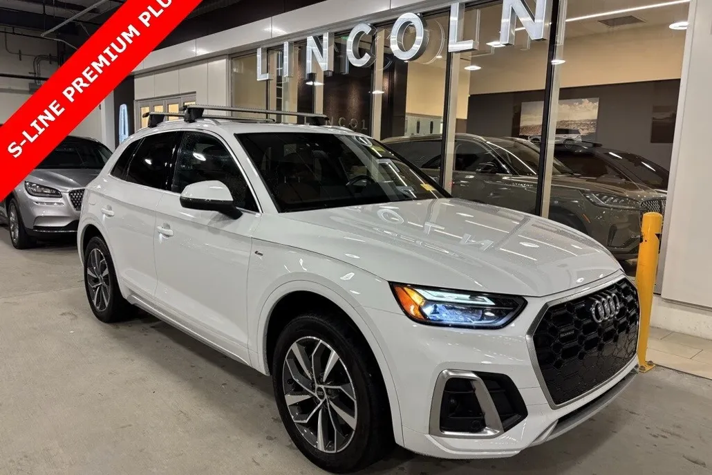 2023 Audi Q5 45 S line Premium photo 1