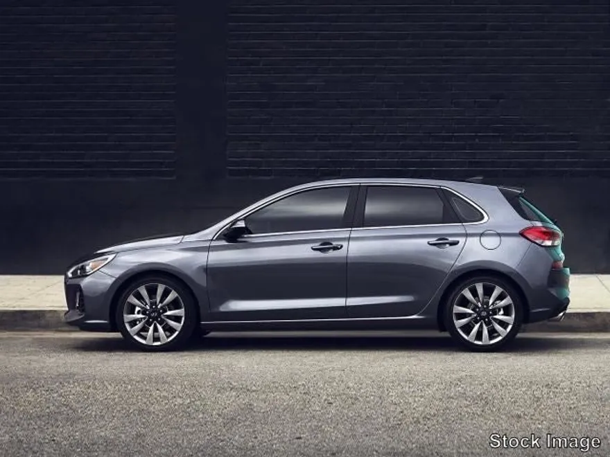 2018 Hyundai Elantra GT Sport photo 1
