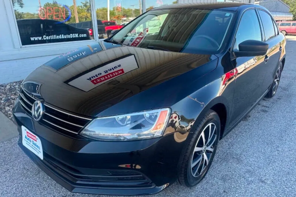 2016 Volkswagen Jetta 1.4T SE photo 1
