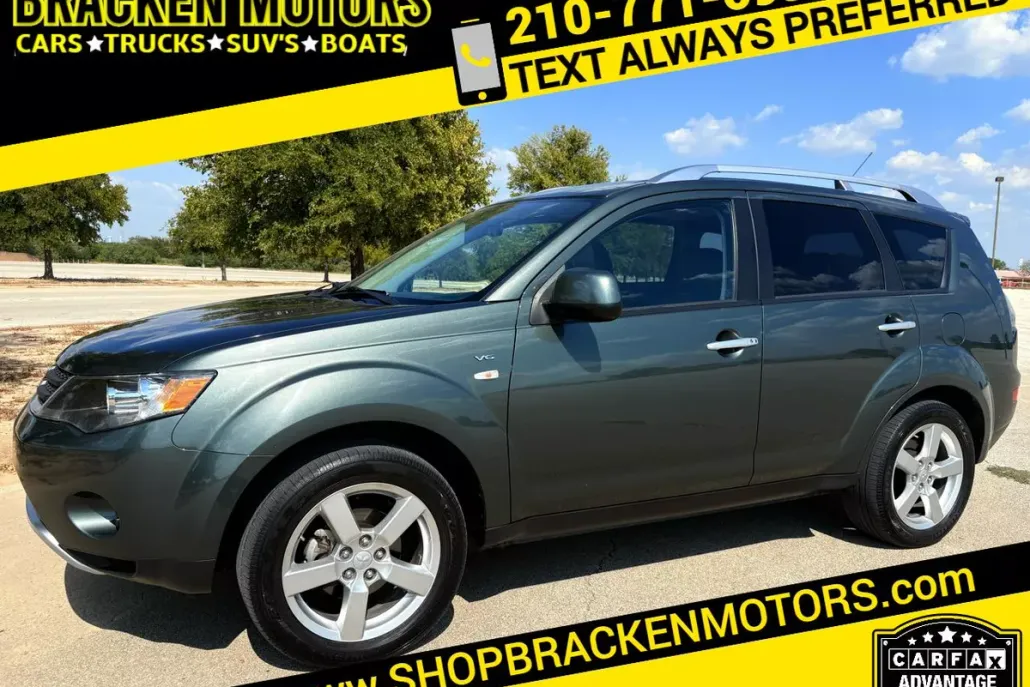 2008 Mitsubishi Outlander XLS photo 1