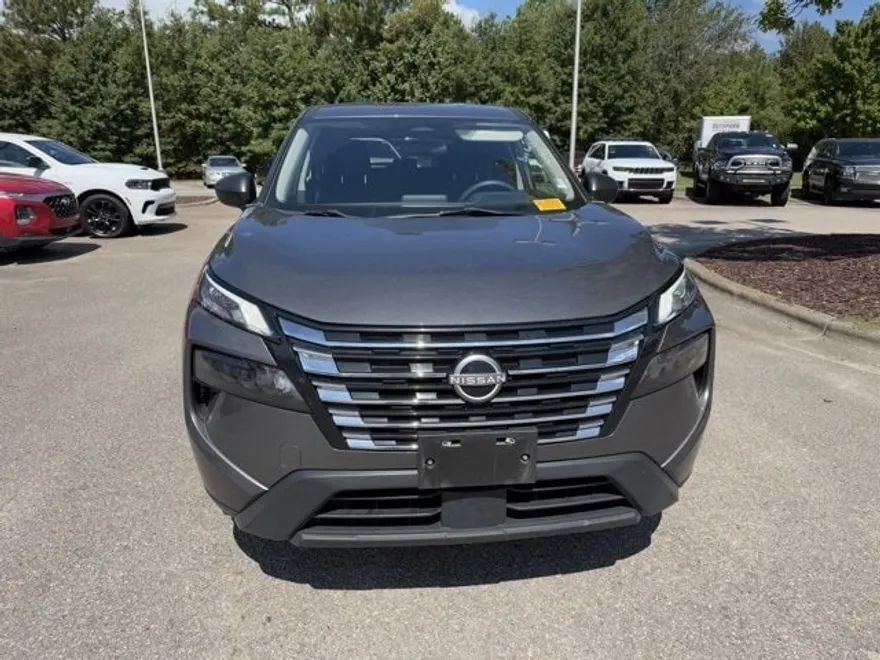 2024 Nissan Rogue S photo 1