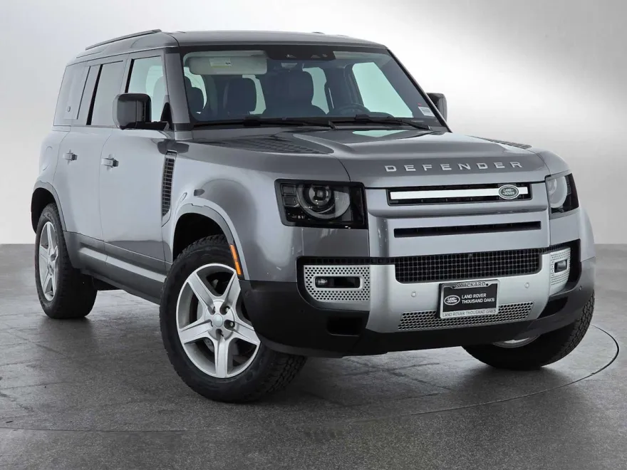 2022 Land Rover Defender SE photo 1