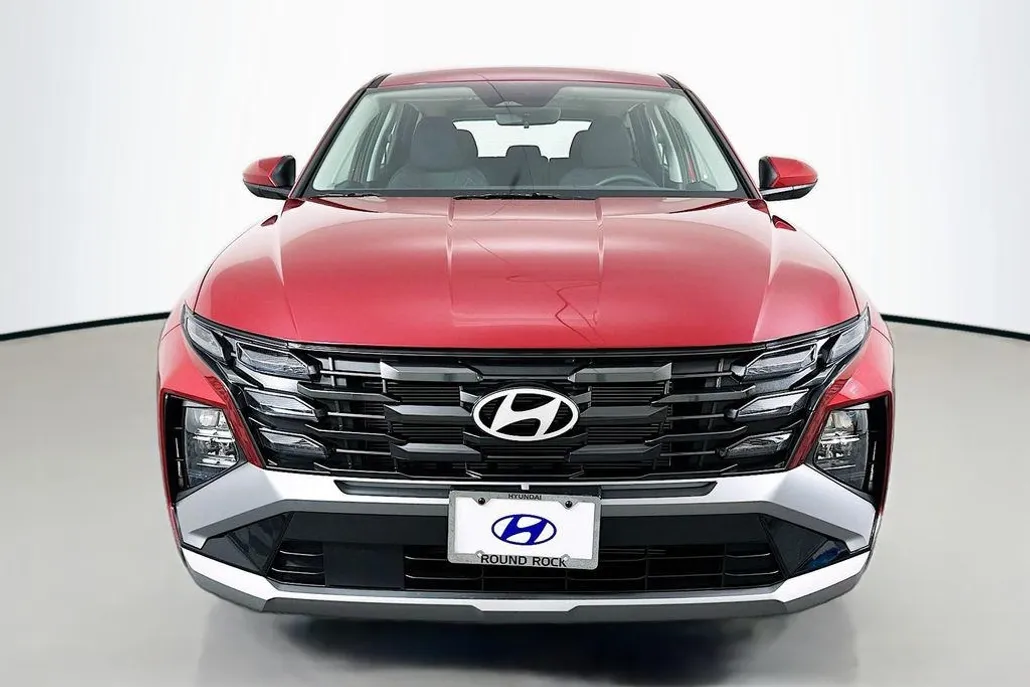 2026 Hyundai Tucson SE photo 1