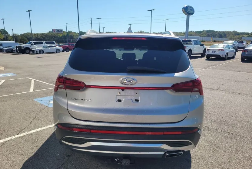 2022 Hyundai Santa Fe SEL photo 1