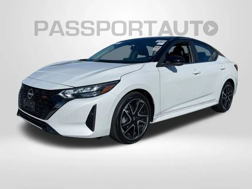 2024 Nissan Sentra SR photo 1