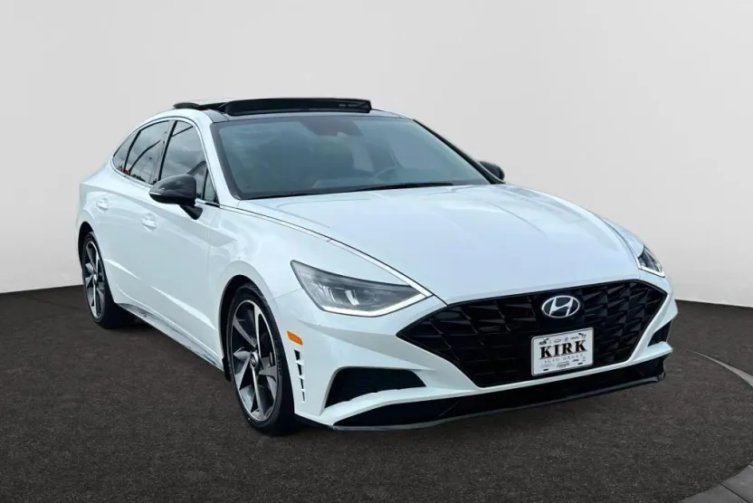2022 Hyundai Sonata SEL Plus photo 1