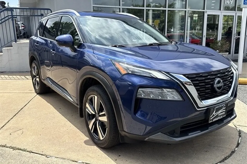 2023 Nissan Rogue SL photo 1