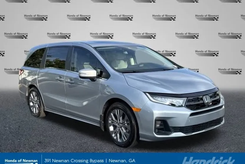 2025 Honda Odyssey Touring photo 1