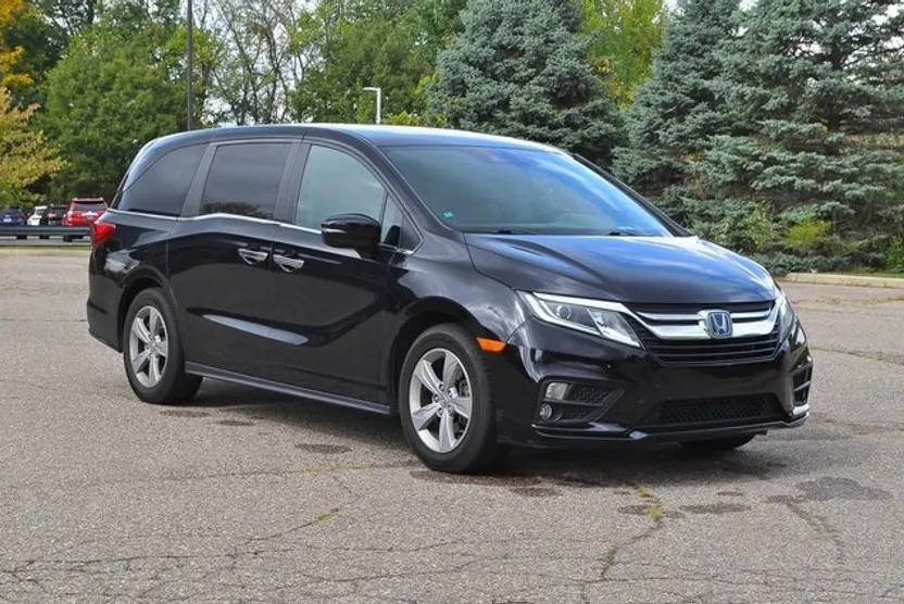 2020 Honda Odyssey EX-L photo 1