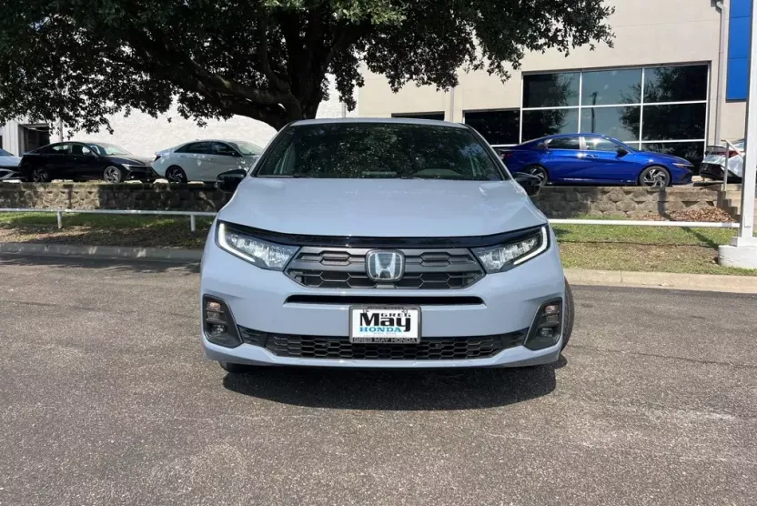 2026 Honda Odyssey photo 1