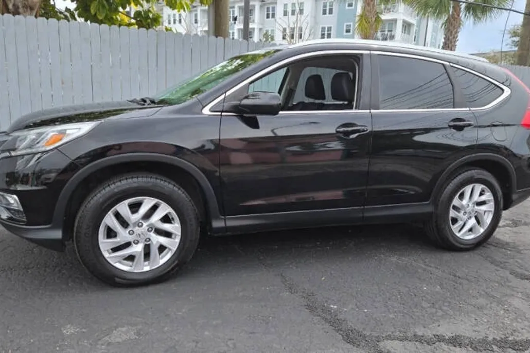 2016 Honda CR-V EX-L photo 1