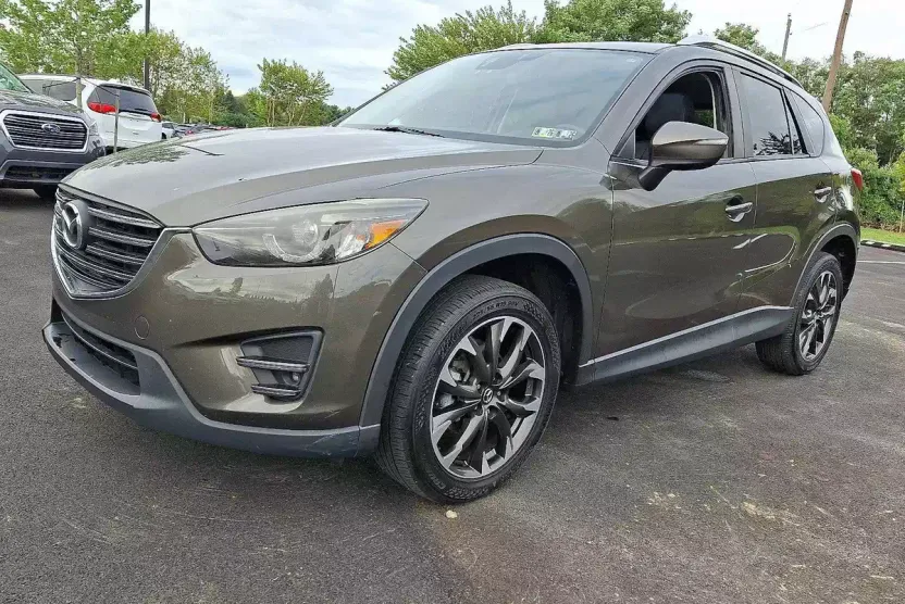 2016 Mazda CX-5 Grand Touring photo 1