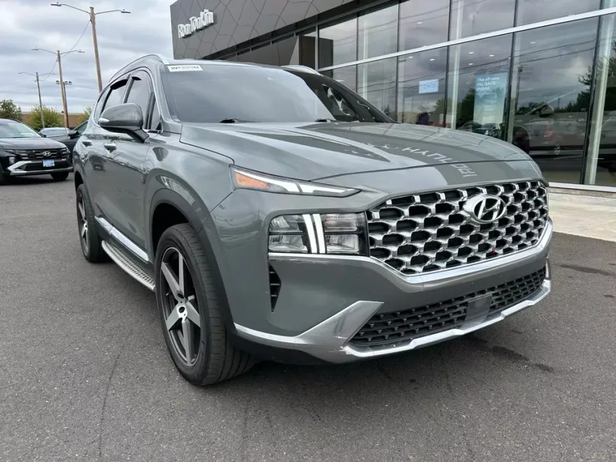 2022 Hyundai Santa Fe SEL photo 1