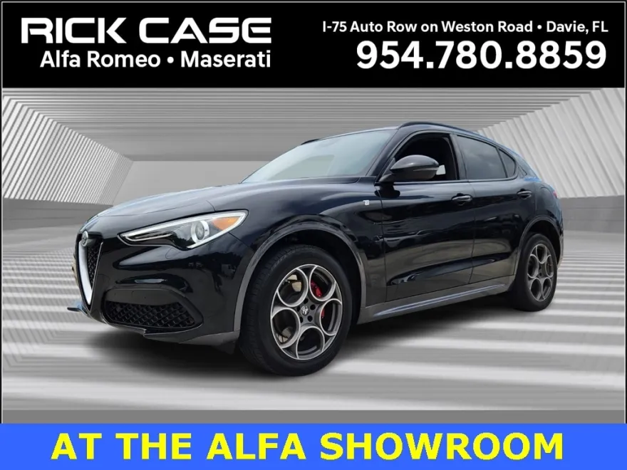 2022 Alfa Romeo Stelvio Ti photo 1