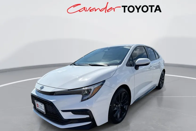 2024 Toyota Corolla SE photo 1
