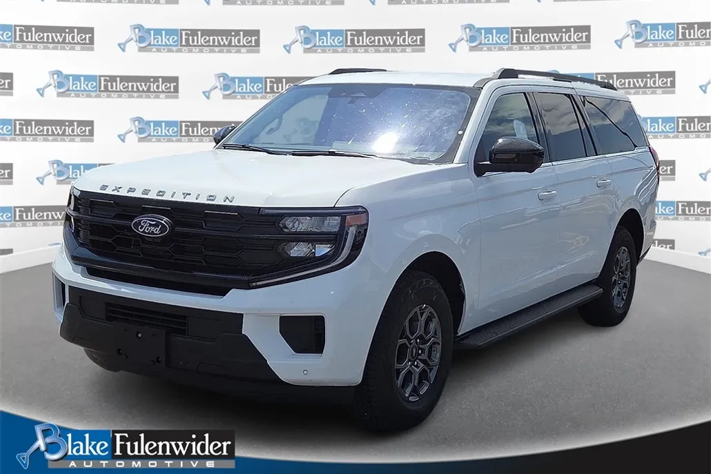 2025 Ford Expedition MAX photo 1