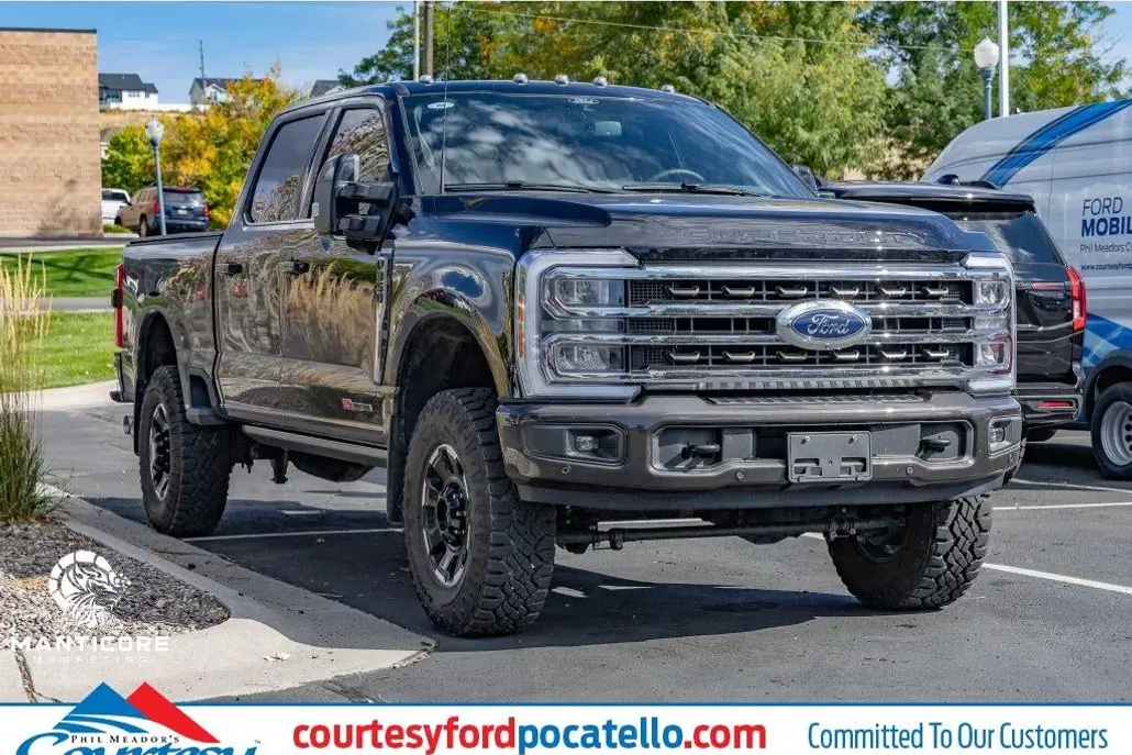 2025 Ford F-350 King Ranch photo 1