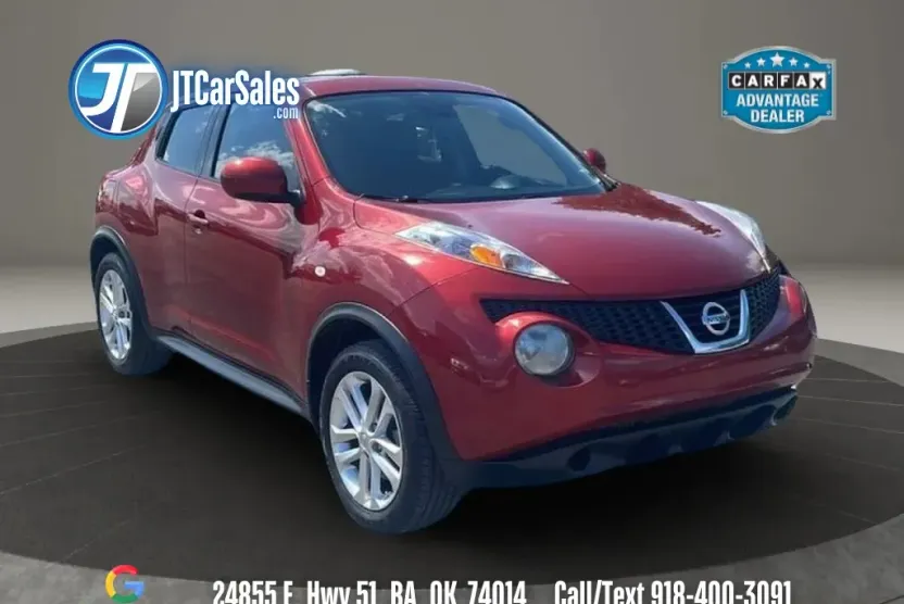 2012 Nissan Juke SV photo 1